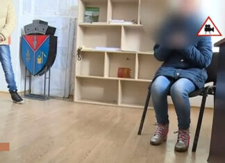 Femeia care si-a batut fetita de 2 ani, cercetata in libertate Femeia din Constanta