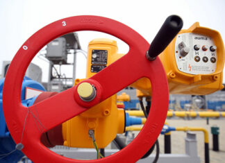 Liderii UE, in fata unui asteptat esec pe tema interzicerii petrolului din Rusia Gaz rusesc