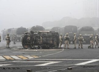 Soldatii din Kazahstan pot impusca protestatari fara vreun avertisment Strike in Kazakhstan