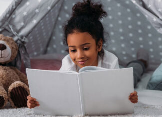 A inceput a doua editie a Superpovestilor din Bucuresti Superpovesti