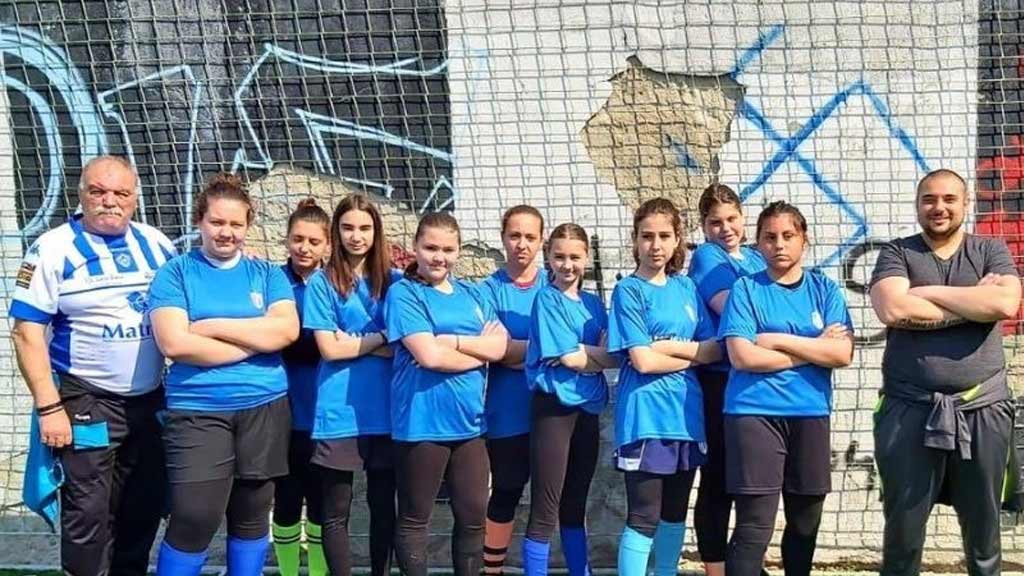 CSM Bucuresti Juniori fotografiati cu Zvastica in spate