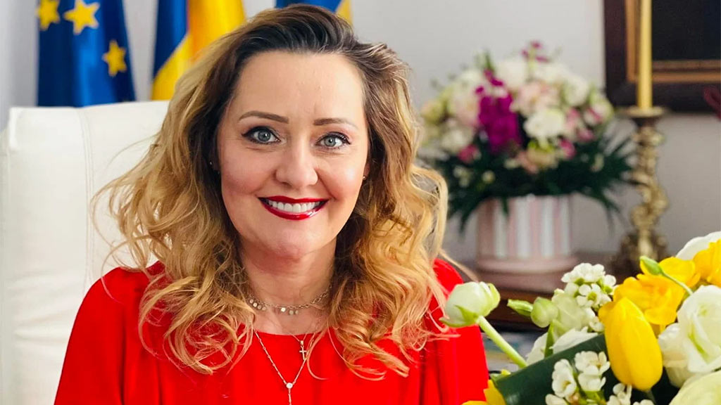 Elena Lasconi Elena Lasconi