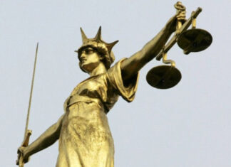 Romani obligati sa munceasca in Anglia timp de 4 ani, cate 16 ore pe zi, fara niciun ban Romani fortati sa lucreze in UK