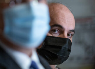 Sondaj de opinie prezentat de Rares Bogdan Sondaj de opinie