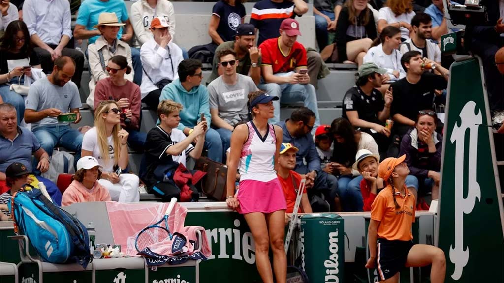 Irina Begu penalizata la Roland Garros 2022 Irina Begu penalizata la Roland Garros 2022