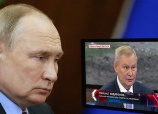 Un colonel rus il sfideaza si critica pe Putin Mihail Hodarionok