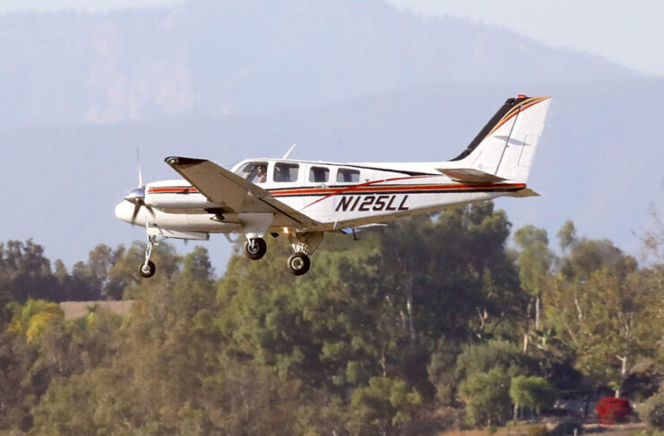 Avion de mici dimensiuni ce venea din Lituania